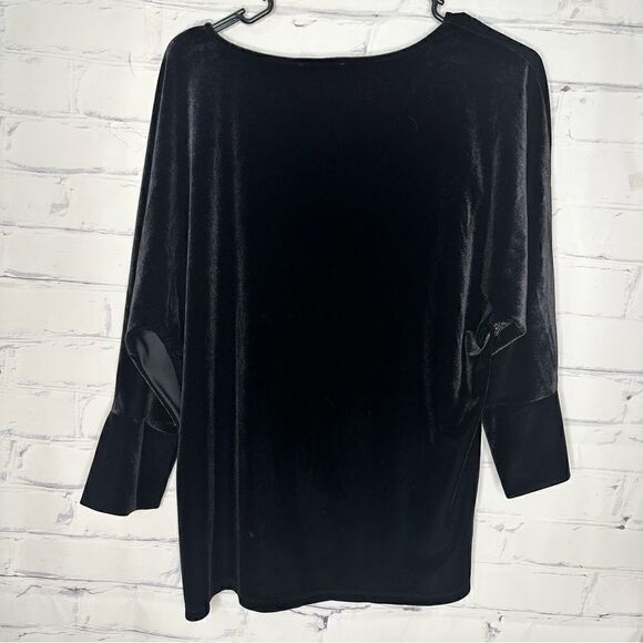 Calvin Klein large or medium black top - Picture 2 of 6